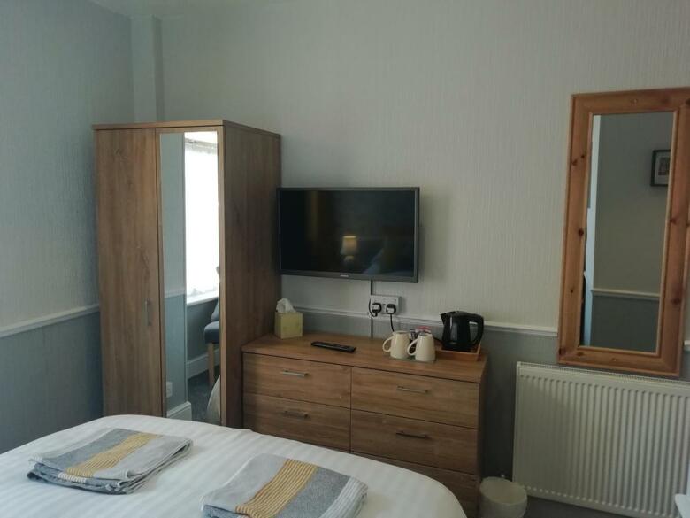 Hostal Shirley Heights Hotel