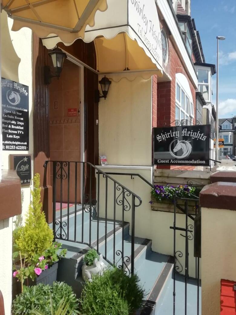 Hostal Shirley Heights Hotel