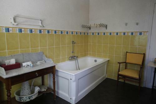 Bed & Breakfast Chambres D'h�tes La Maison Blanche