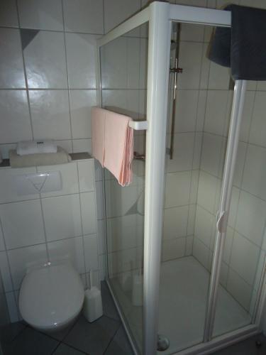 Hostal Hotel Leise Garni