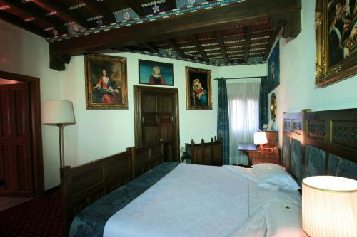 Hotel Castello Di Pavone