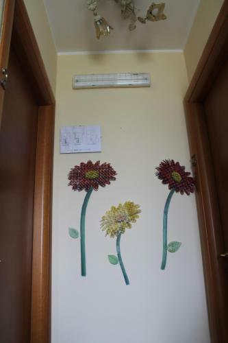 Hostal Piccola Perla Guest House