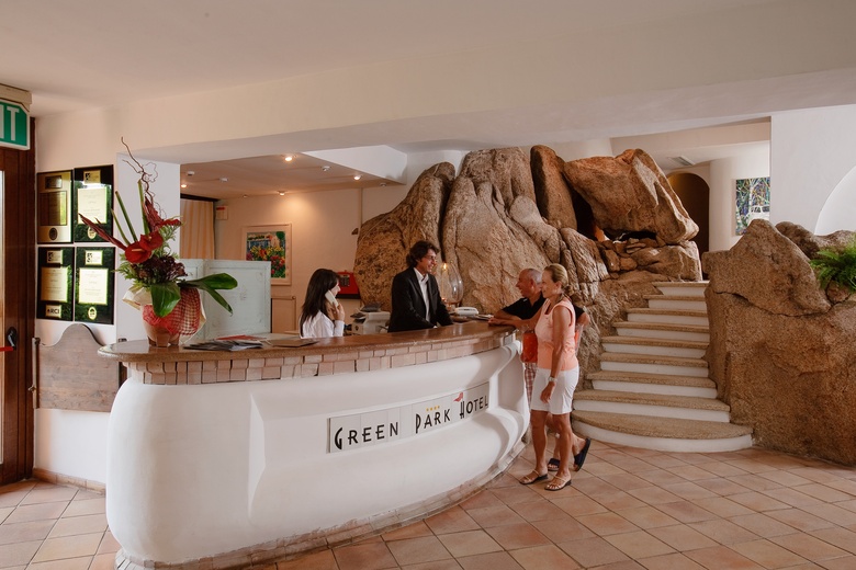 Swadeshi Green Park Hotel