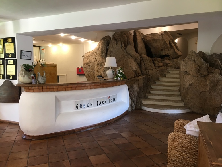 Swadeshi Green Park Hotel