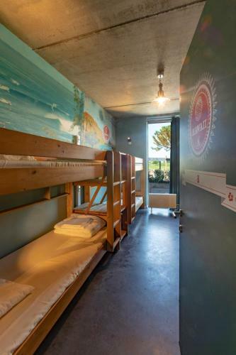 Albergue Lakeside Paradise