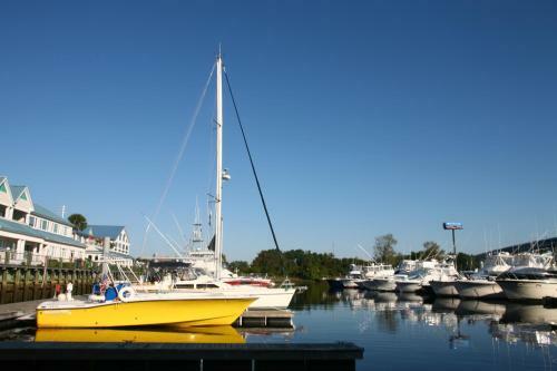 Hotel Harbourgate Marina Club