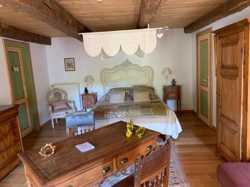 Hostal Le Chateau De Failloux