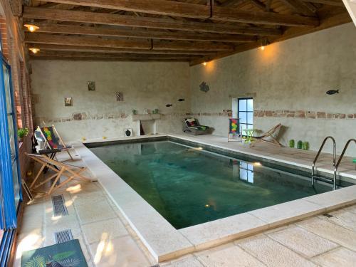 Hostal Le Chateau De Failloux
