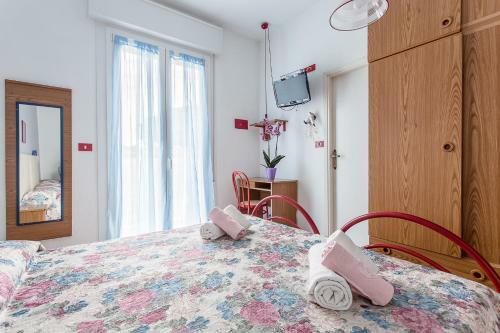 Hotel Holiday