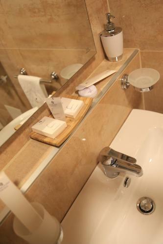 Groane Hotel Residence