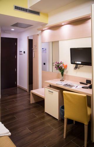Groane Hotel Residence