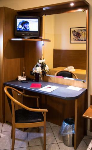 Groane Hotel Residence