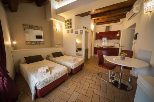 Hostal Saffi 103