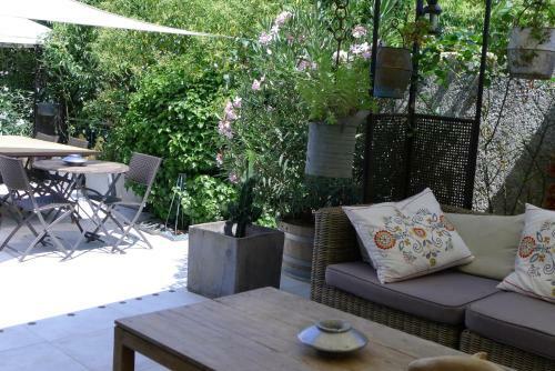 Coq Hotel