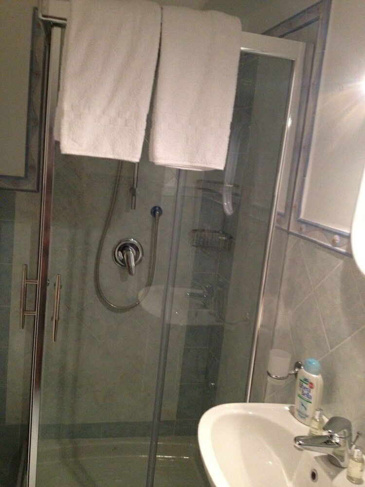 Hostal Guest House La Piazzetta