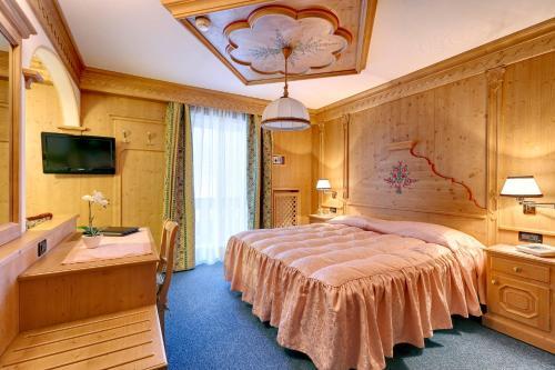Hotel Columbia