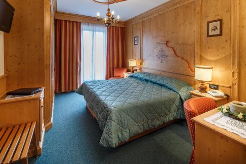 Hotel Columbia