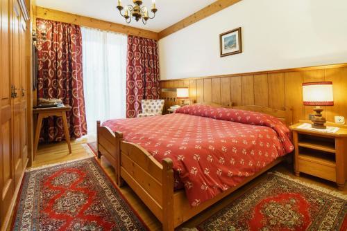 Hotel Columbia