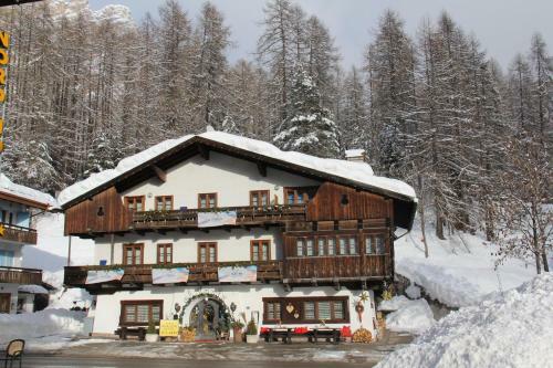 Hotel Al Larin