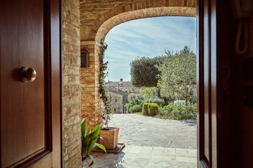 Hostal B&B La Porta Di Monticchiello