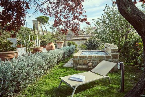 Hostal B&B La Porta Di Monticchiello