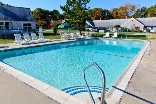 Hotel Brewster Green Resort