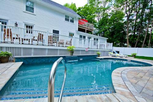 Hotel Abalonia Inn