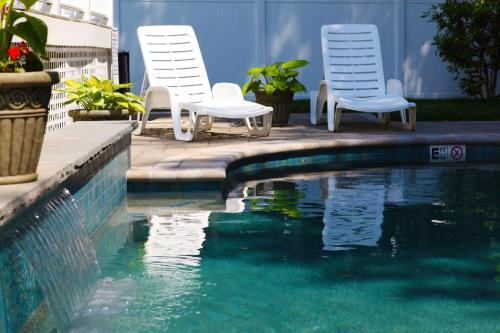 Hotel Abalonia Inn