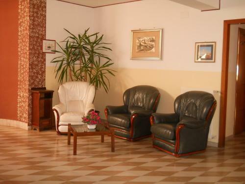 Hotel Harmony