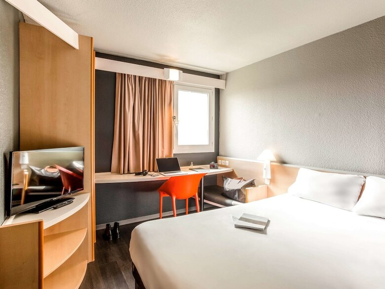 Hotel Ibis Pau Lescar