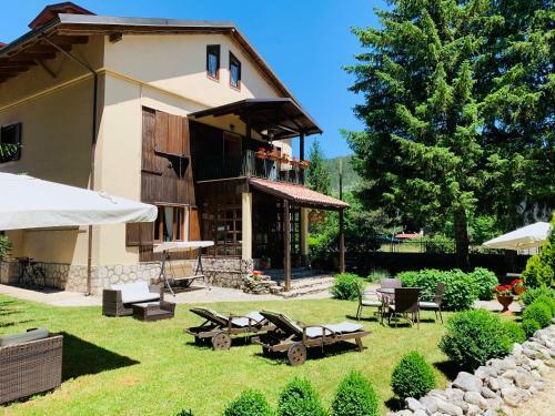 Bed & Breakfast Villa Dei Pini