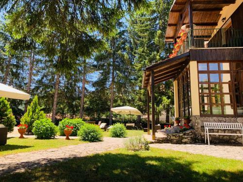 Bed & Breakfast Villa Dei Pini