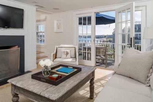 Hotel Harborview Place