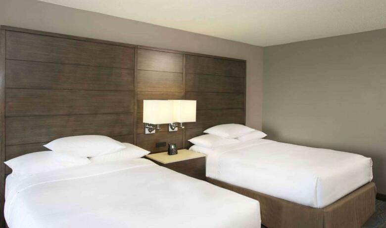 Hotel Doubletree By Hilton Bloomington Minneapolis South