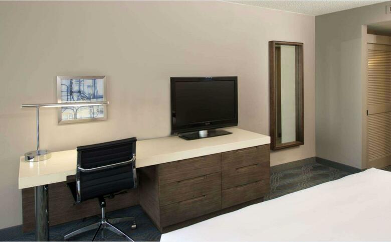 Hotel Doubletree By Hilton Bloomington Minneapolis South