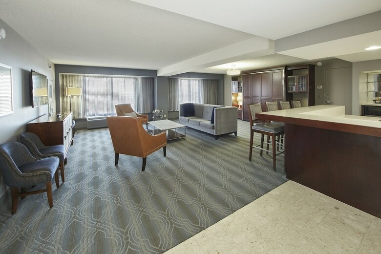 Hotel Doubletree By Hilton Bloomington Minneapolis South