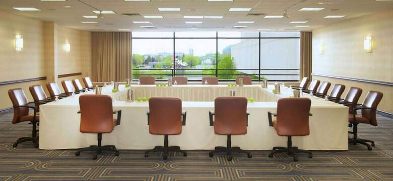 Hotel Doubletree By Hilton Bloomington Minneapolis South