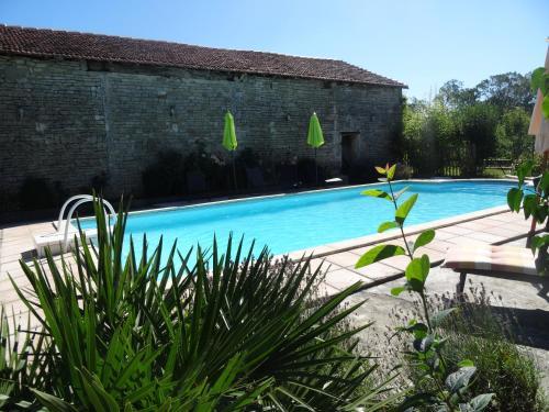 Bed & Breakfast La Fontenelle Chambres D'h�tes
