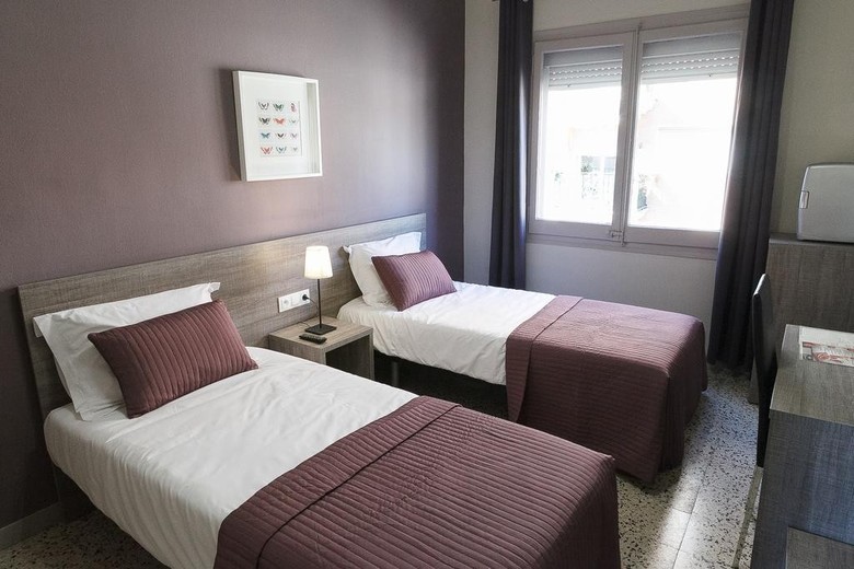 Hostal Fonda Montserrat