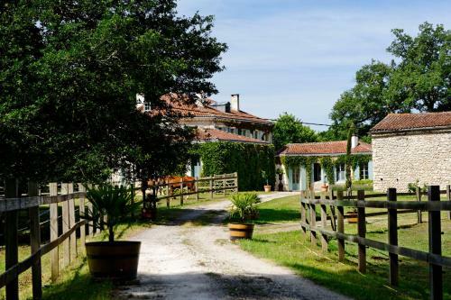 Bed & Breakfast Ch�teau De L'isle - Chambres D'h�tes