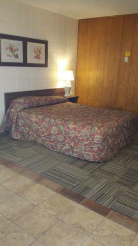 Towne Center Motel