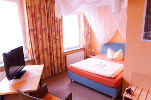 Hostal Hotel-pension Gr�ne Linde