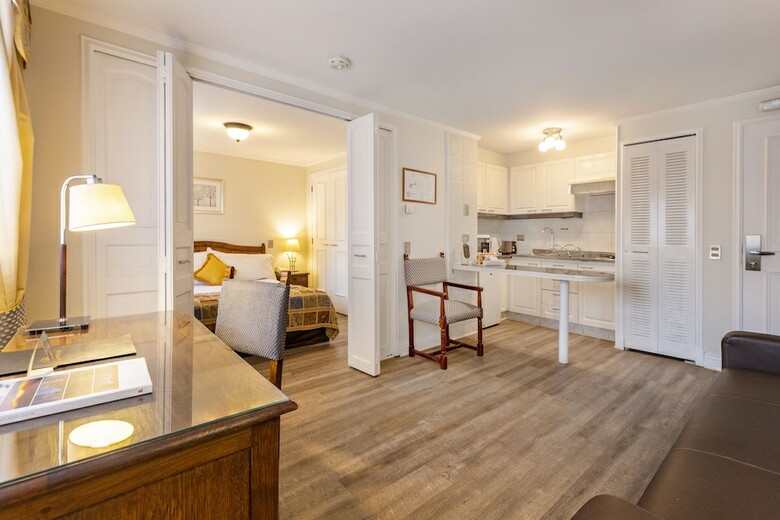 Hotel Park Plaza Apartments