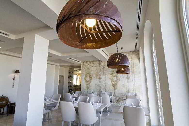 Seeport Hotel