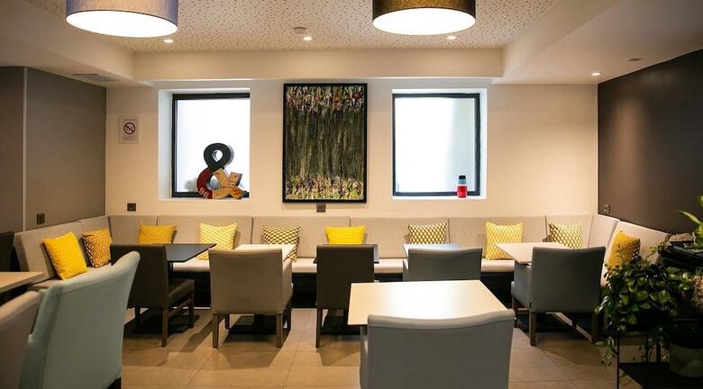Alex Hotel