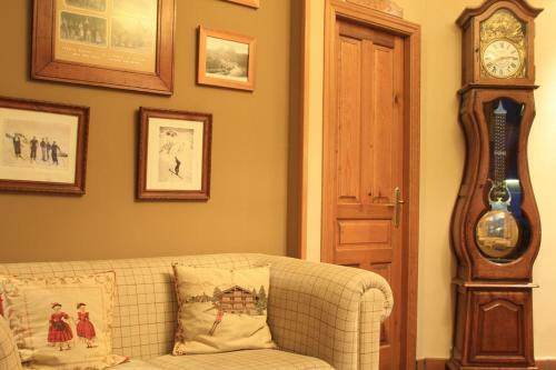 Aparthotel El Reyno (.)