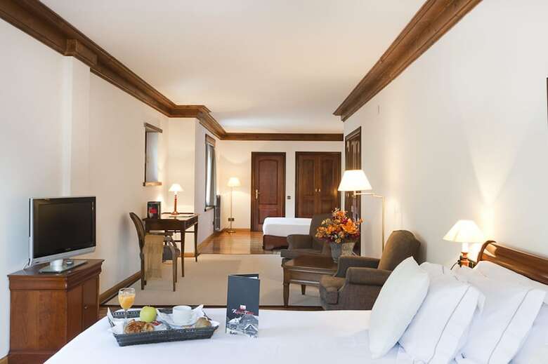 Hotel De Tred�s