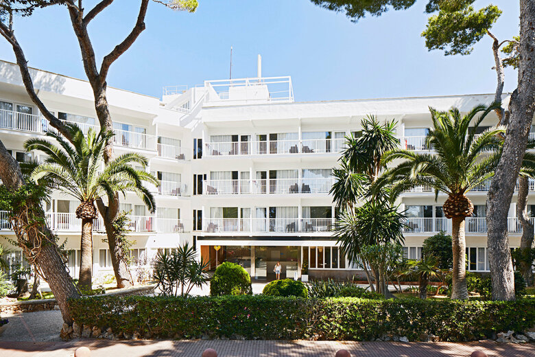Hotel Globales Cala Blanca