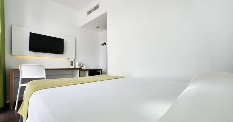 Hotel Globales Cala Blanca