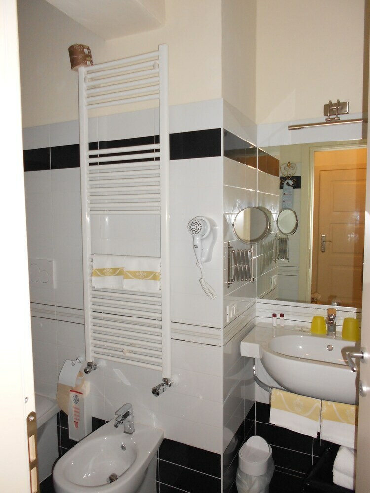 Bed & Breakfast Affittacamere Alba